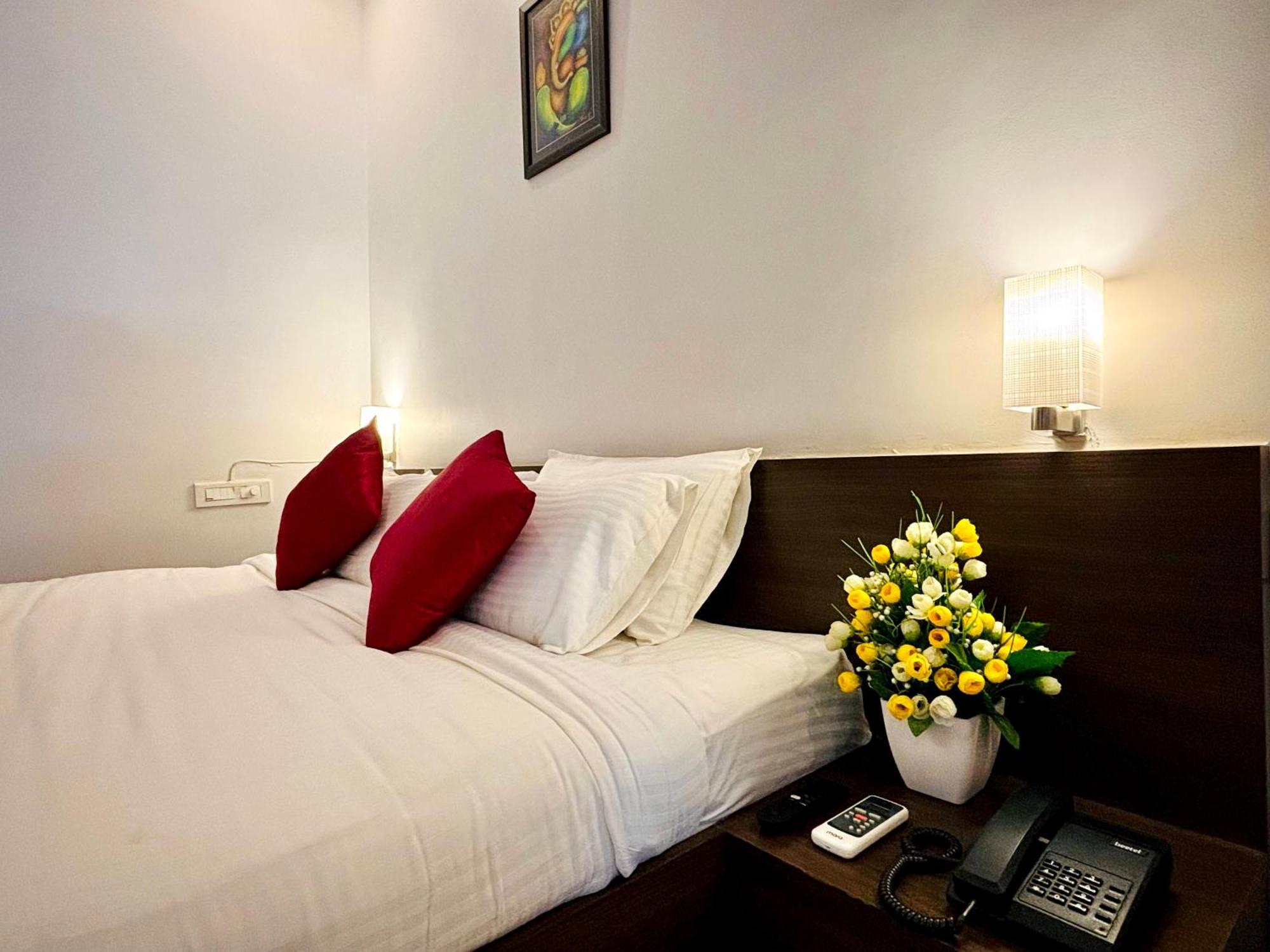 Sai Shreyas Residency, Best Hotel Near Bangalore Airport Dod Jala Eksteriør billede